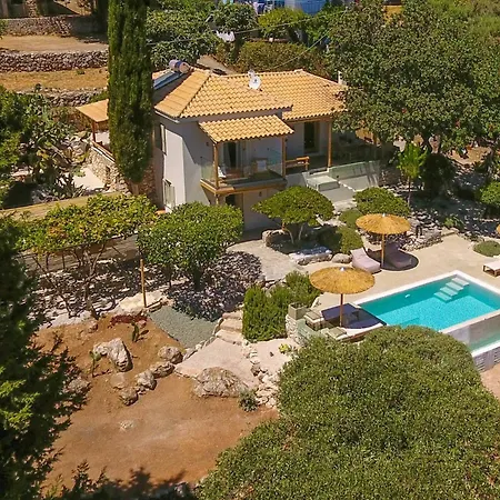 Islets * Nydri (Lefkada)