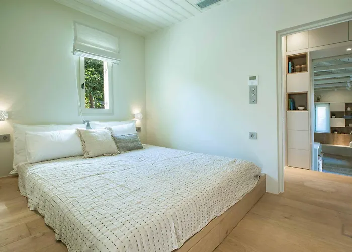 Islets Villa Nydri (Lefkada)