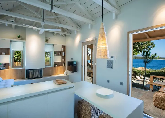 Islets Nydri (Lefkada)